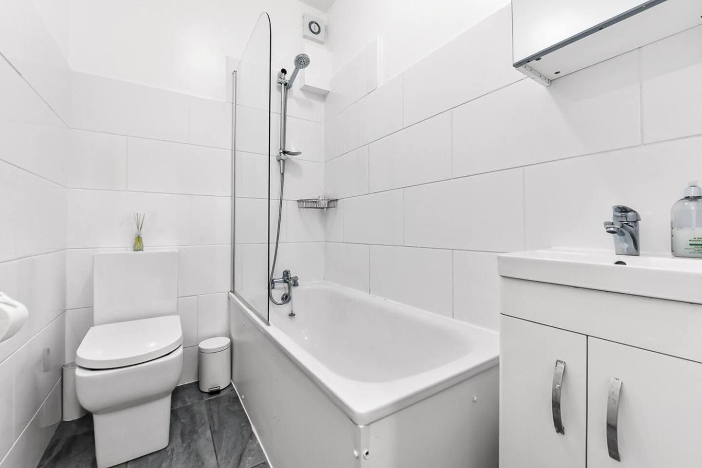2 Bed Apartment- Finsbury Park Station B Londra Dış mekan fotoğraf